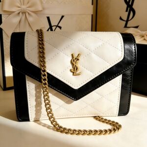 <AUTHENTIC>Saint Laurent Envelope Chain Bag